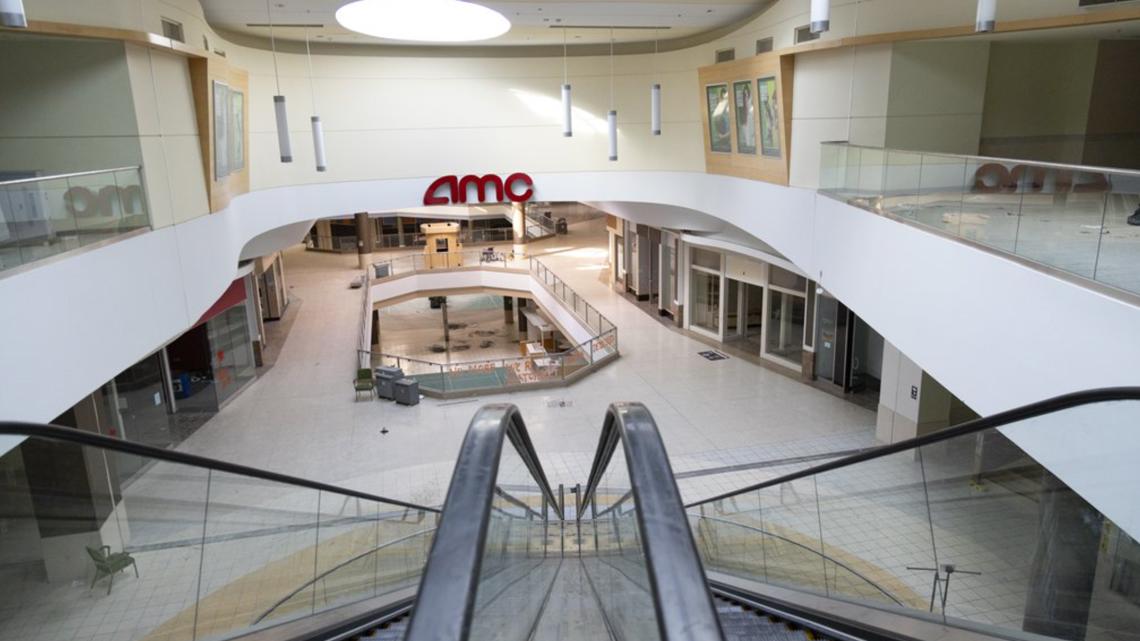 Take a look inside vacant Chestefield Mall ahead of demolition | ksdk.com