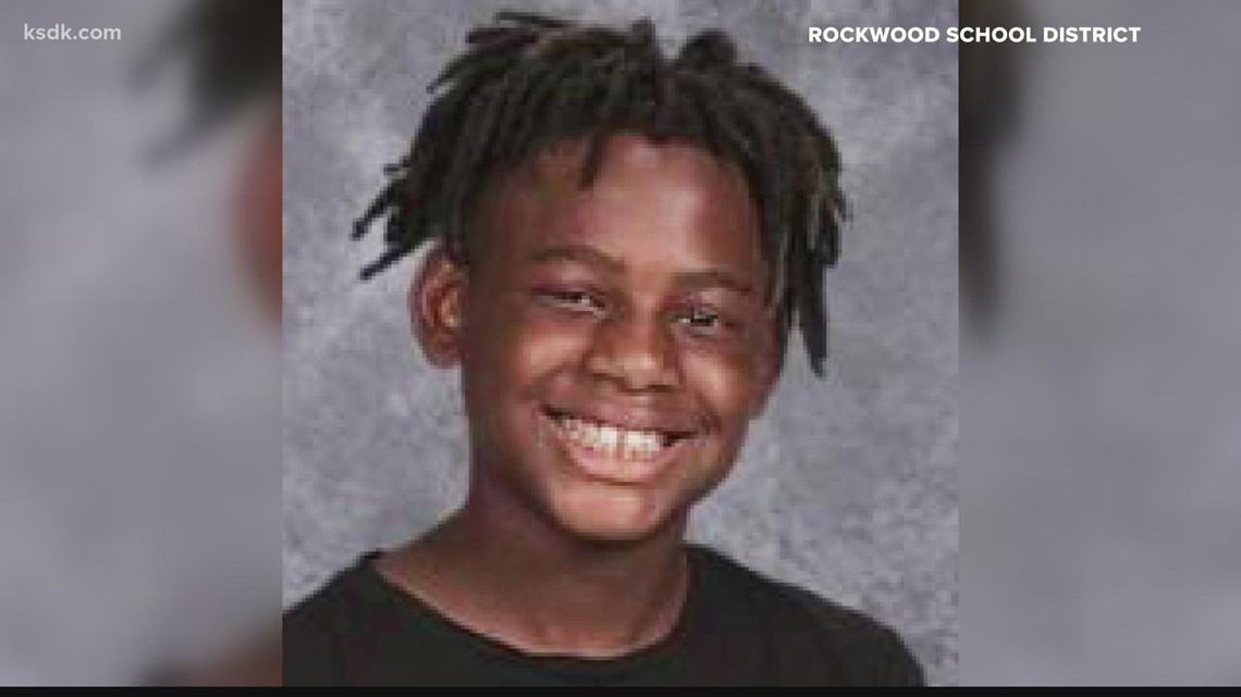 Neighbor consoled 10-year-old after deadly shooting - Vimarsana News