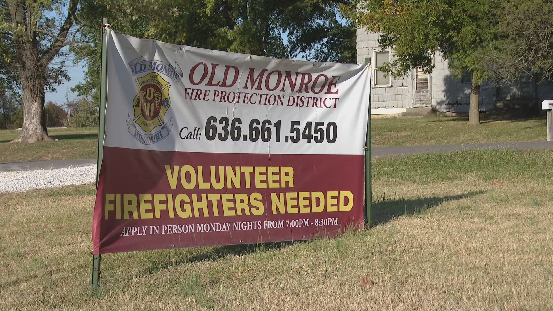 Some residents of Old Monroe said they have questions over the volunteer fire department's lack of response to 911 calls.