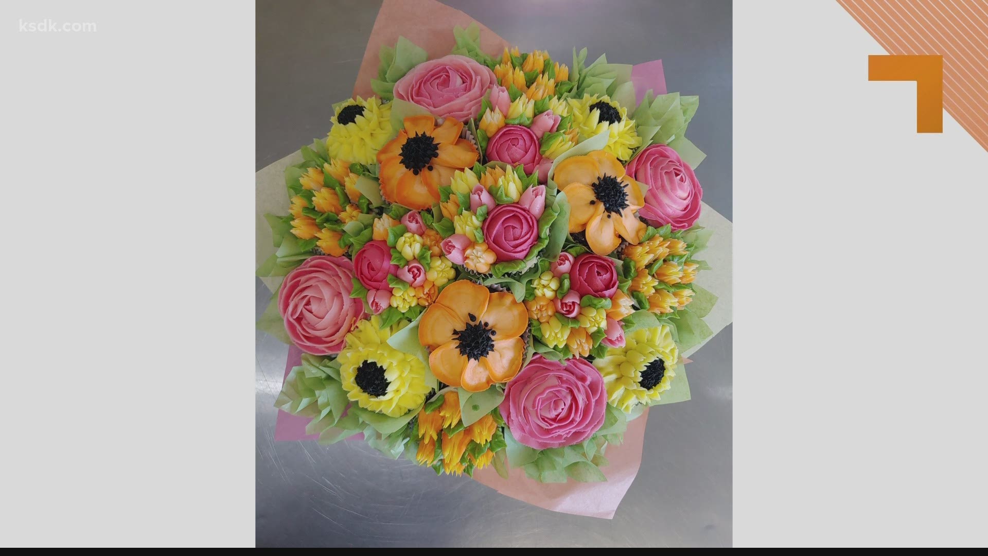 The business has several flavors and bouquet sizes to choose from, and customers can customize the cupcake bouquet to their liking.