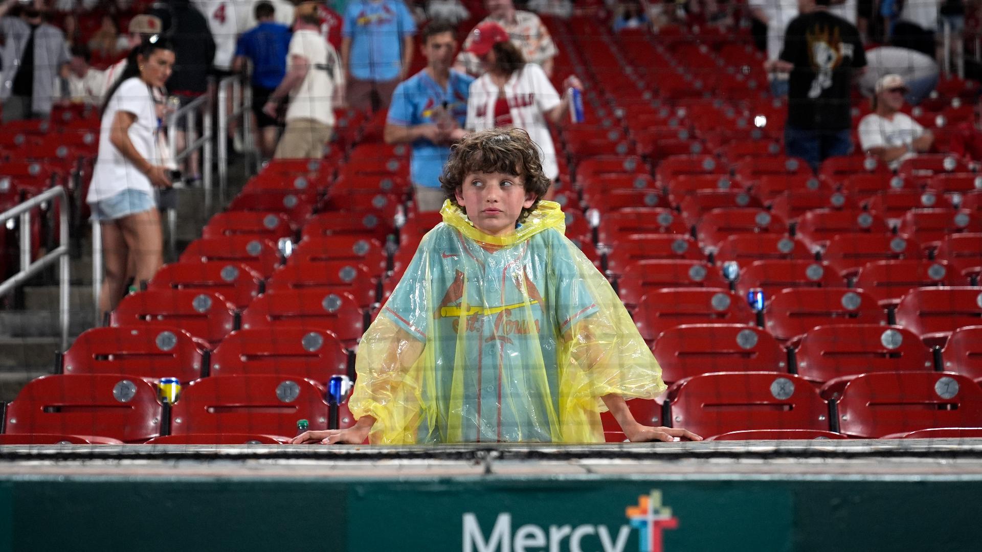 CardinalsOrioles suspended in 6th inning due to rain, will be