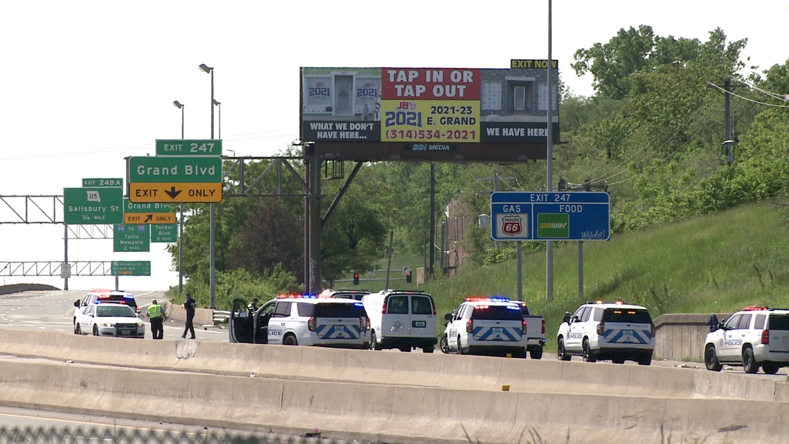 bill-banning-native-american-team-names-mascots-in-illinois-schools