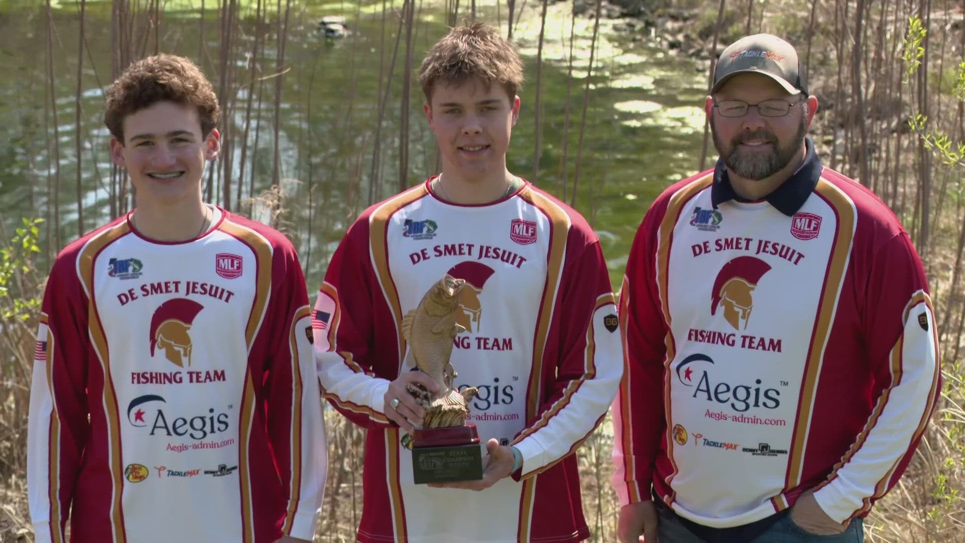 For the second straight year, a big catch right at the buzzer helped the De Smet bass fishing take home the state title.