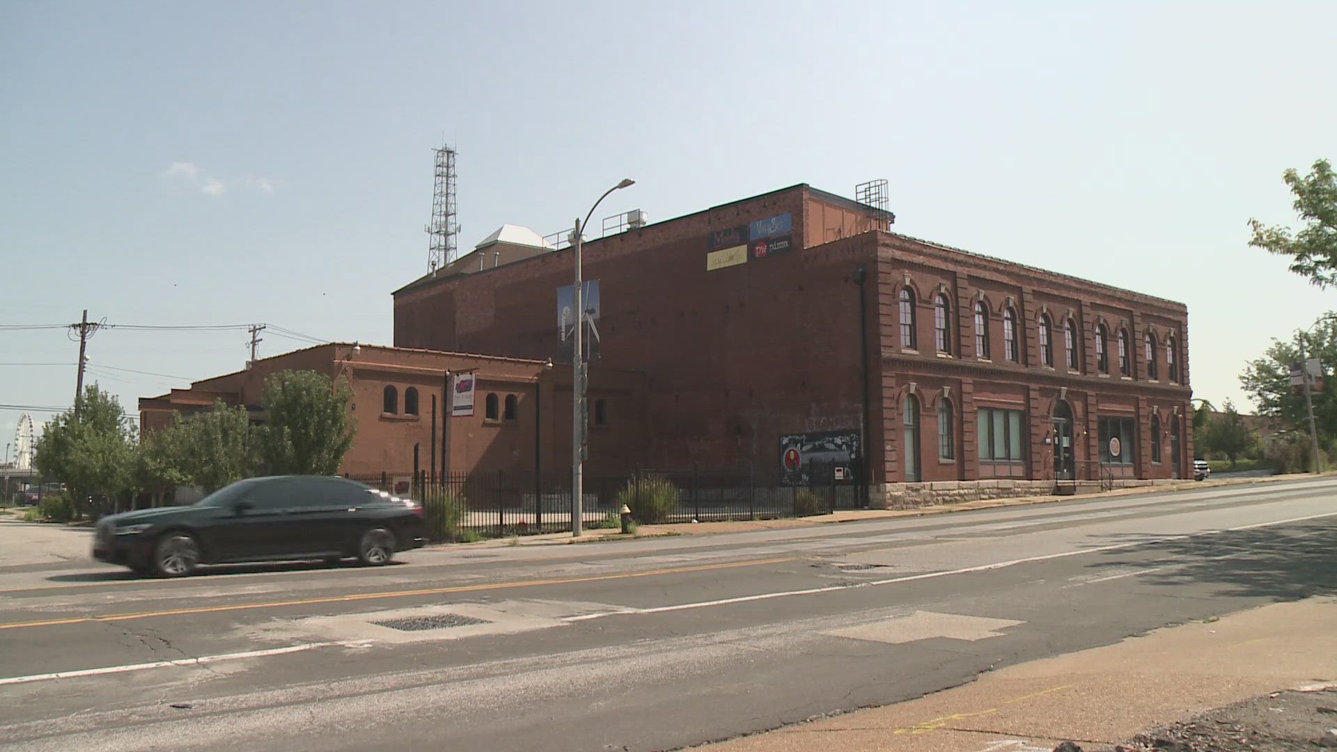 The location in Lafayette Square used to house the Vin de Set restaurant and other businesses, but a 2022 fire forced them all to close.