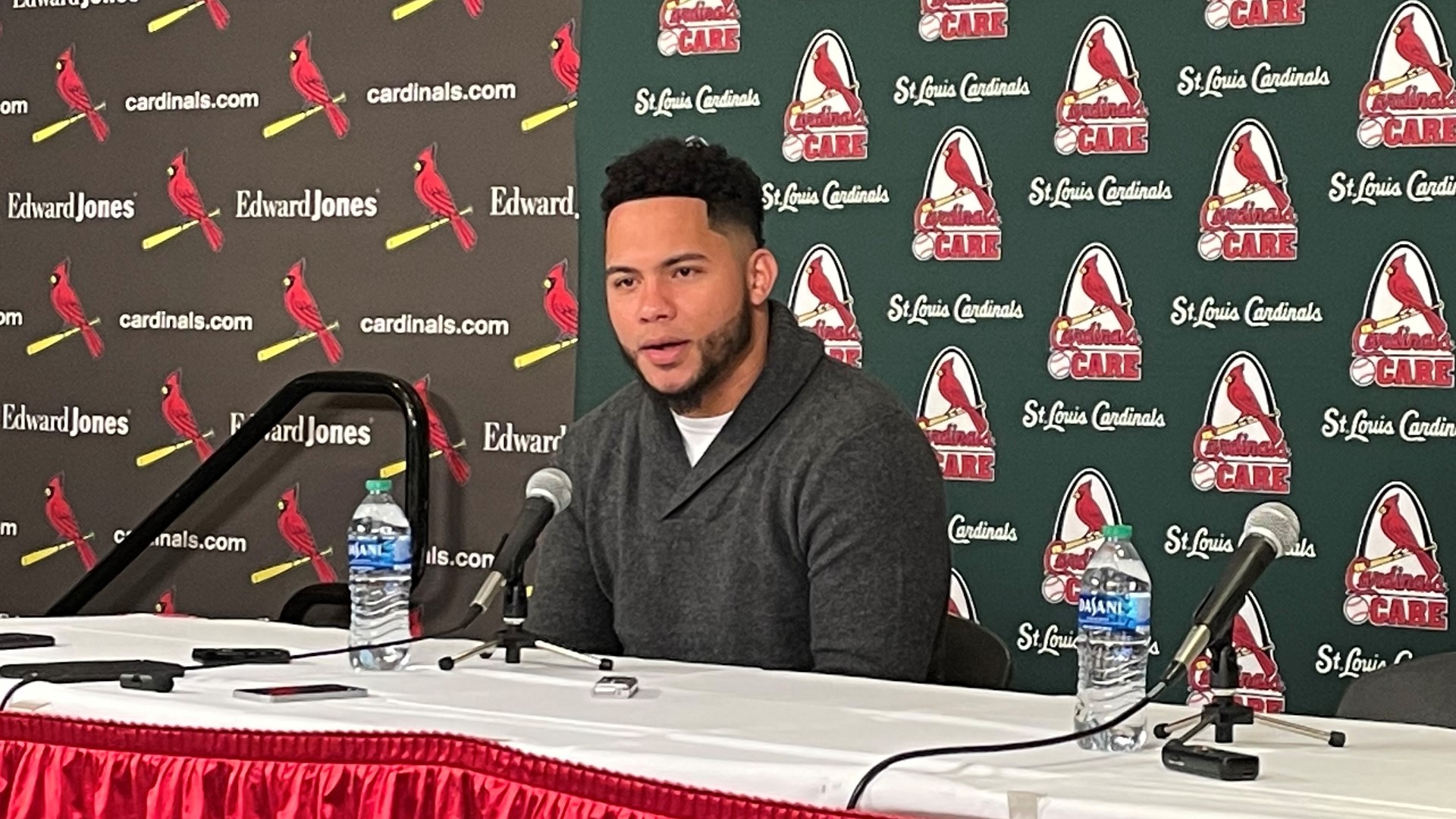 Cardinals Winter Warm-Up: Willson Contreras Talks Spring Training ...