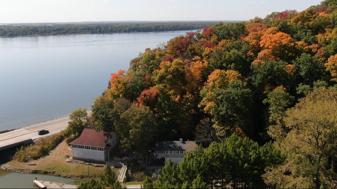 Missouri's peak fall foliage will likely be brown for 6th year in a row. The future isn't any more colorful