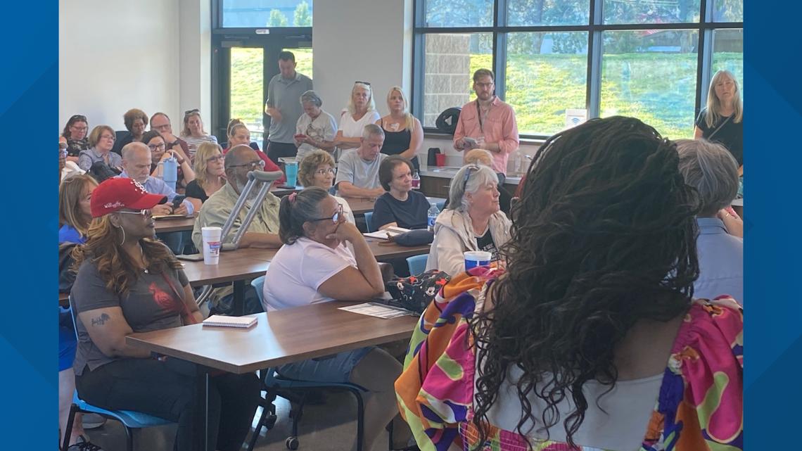 Neighbors pack community forum to get answers about RECA plans