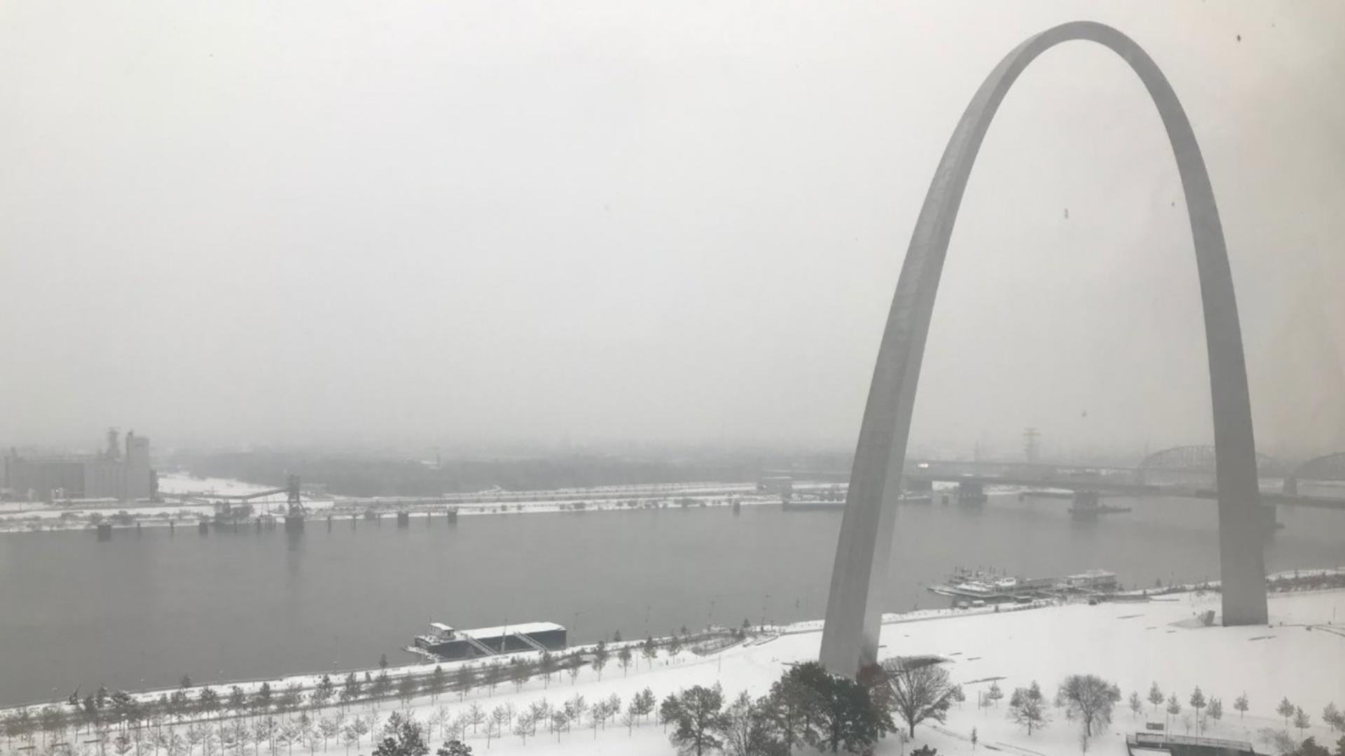 Rare 'thundersnow' reported in St. Louis during Saturday's winter storm ...