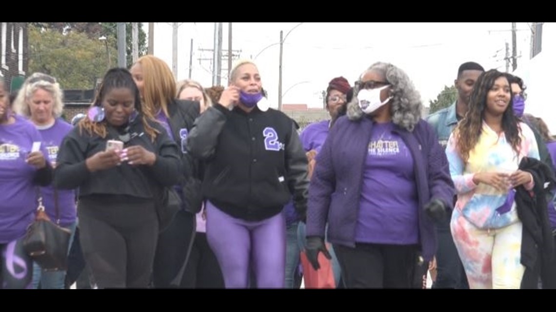 Community rallies to raise awareness for domestic violence | ksdk.com