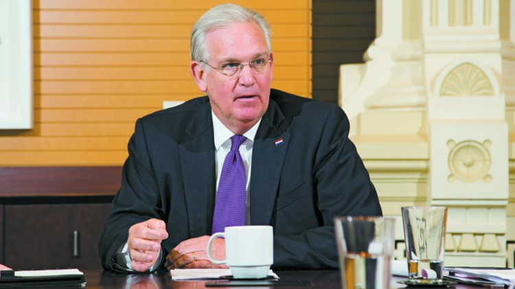 Law firms, including ex-Gov. Nixon's, could win big in Rams lawsuit