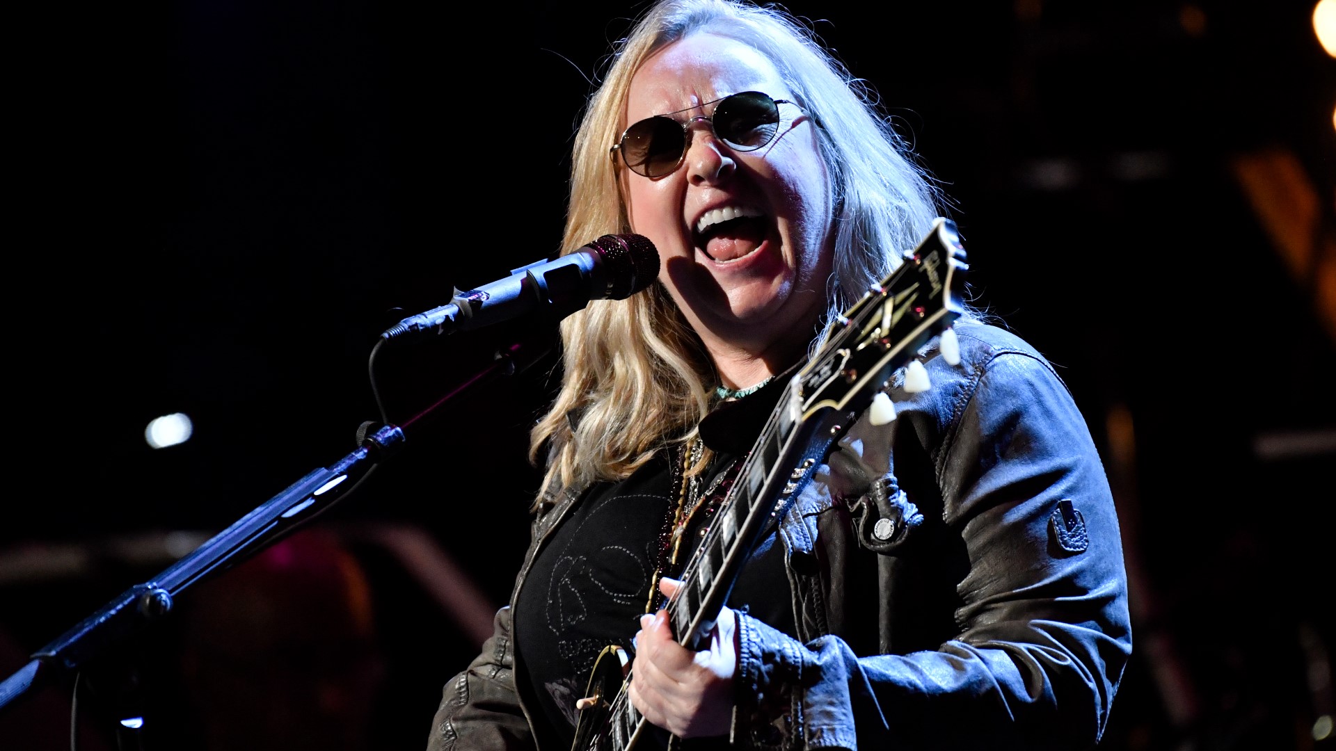 Melissa Etheridge is hosting a benefit concert Saturday night to help bring life back to an abandoned shopping complex in north St. Louis County.