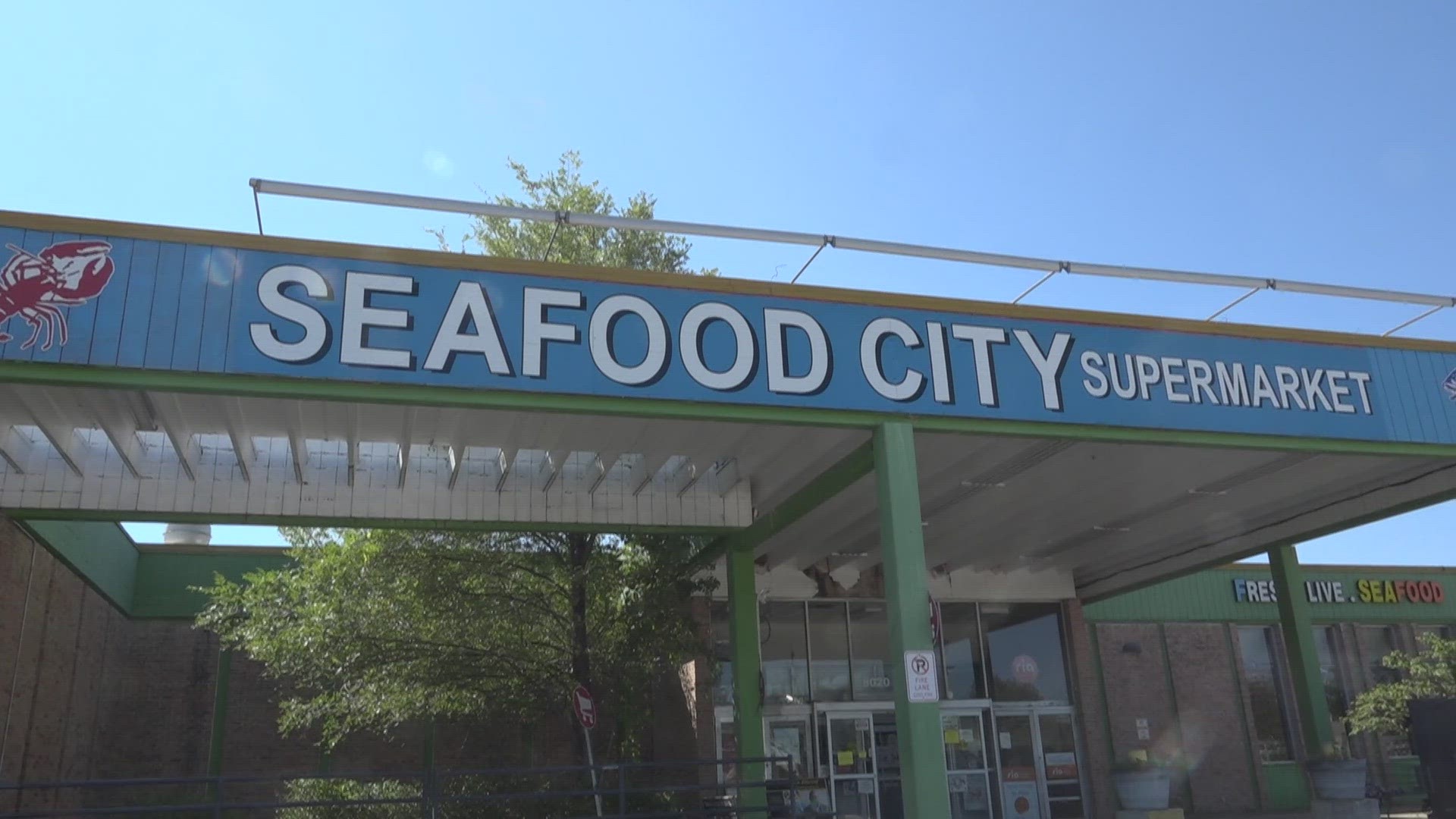 There's a big stink over unpaid rent in University City at the former Seafood City supermarket. The property manager and business owner are headed for trial.