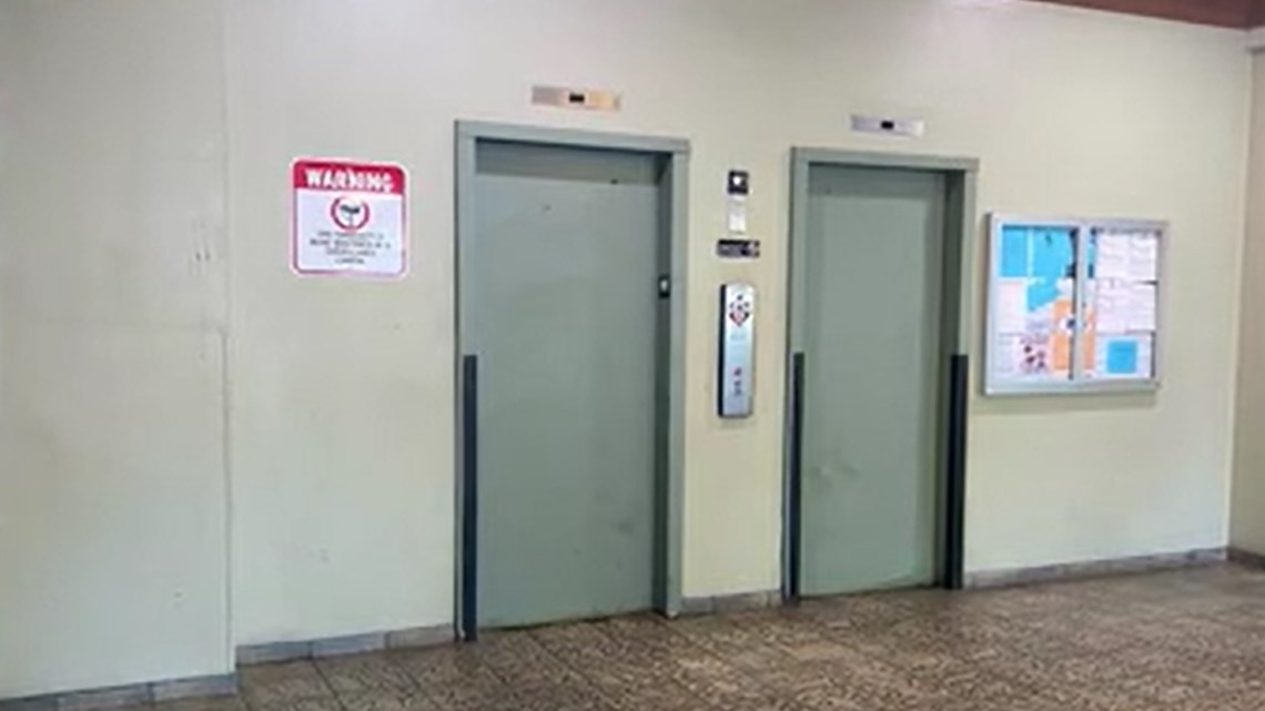 Renters trapped 8floors up in St. Louis due to broken elevators