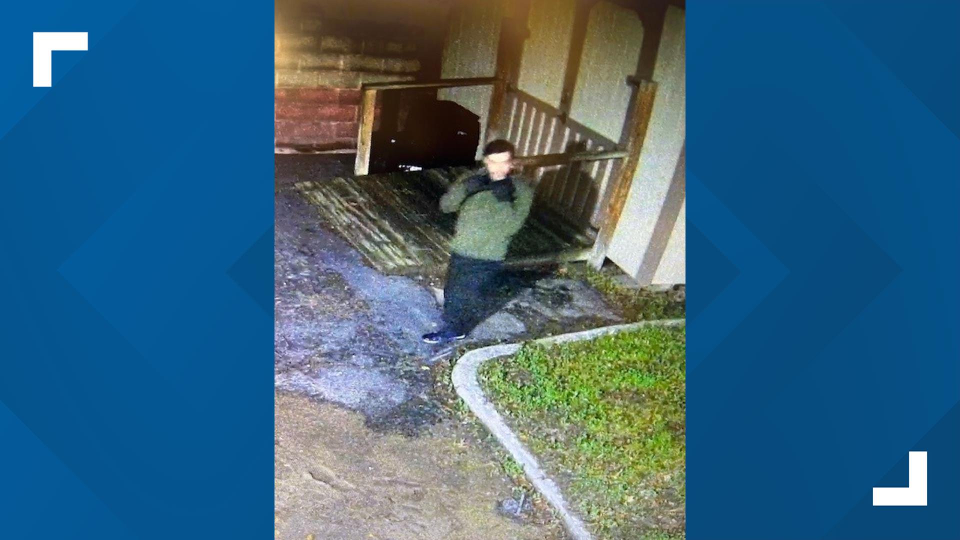 Child found safe after being inside car stolen from gas station | ksdk.com