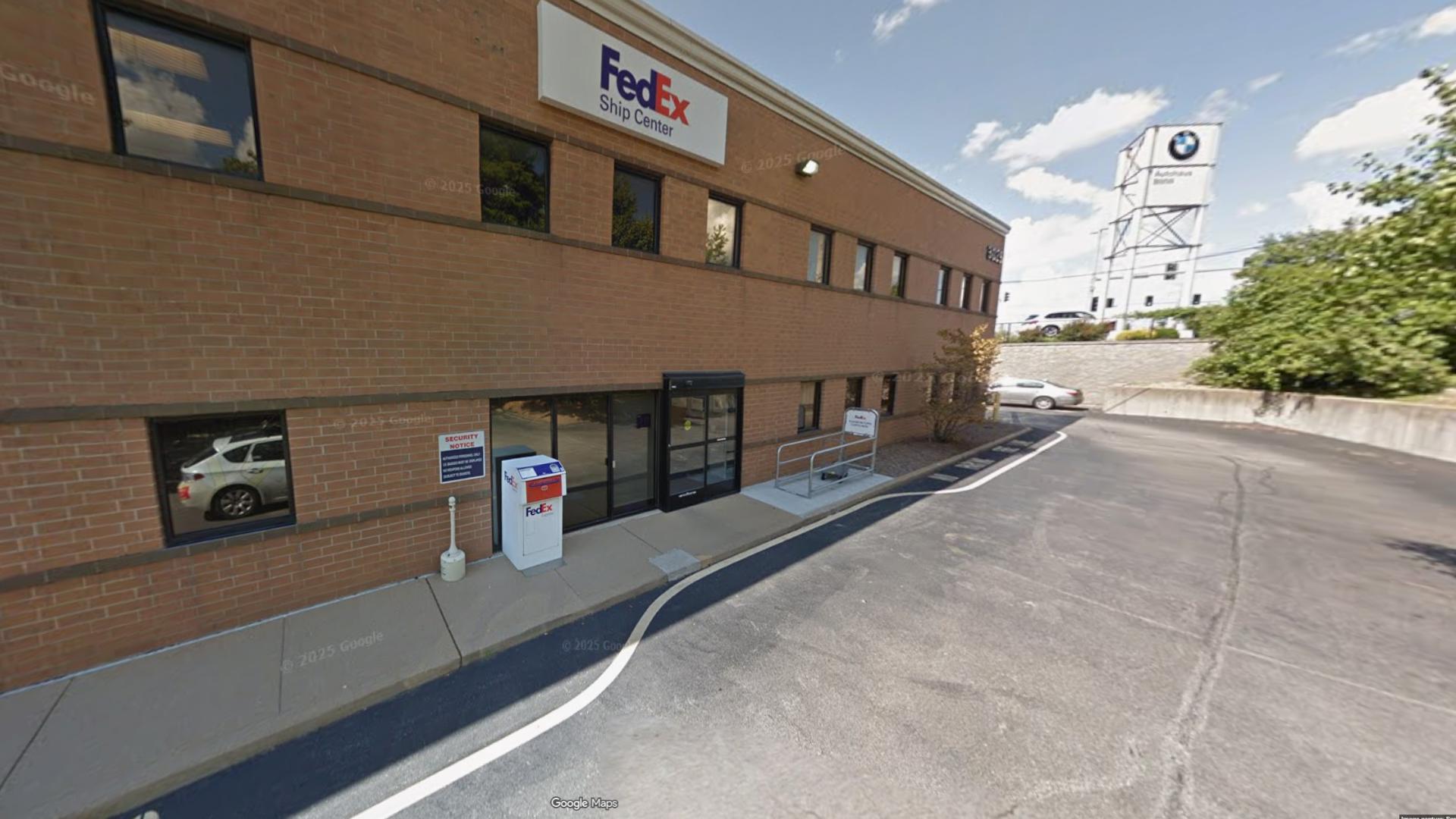 FedEx closing 2 St. Louis area facilities, cutting 143 jobs as part of 'network transformation'