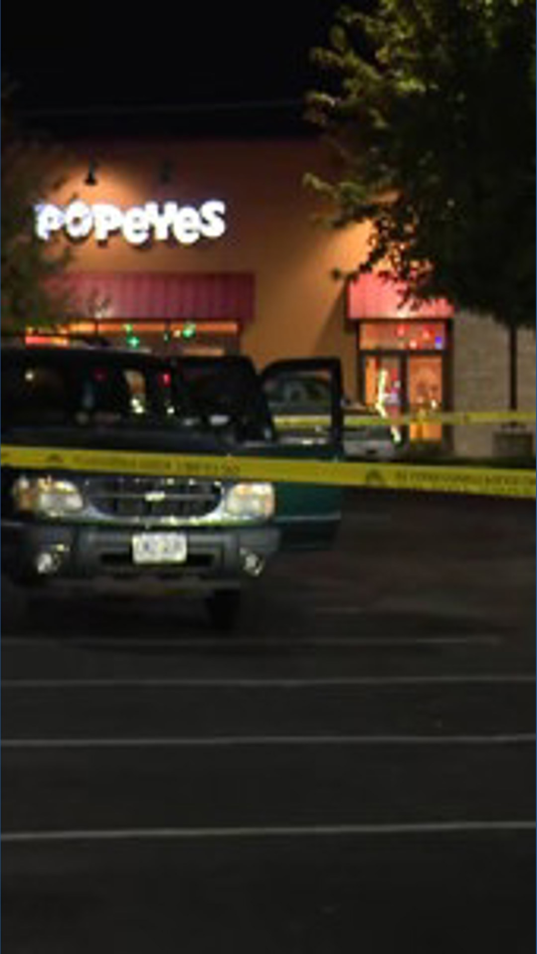 3 shot in Florissant, drive to fast food restaurant for help Wednesday ...
