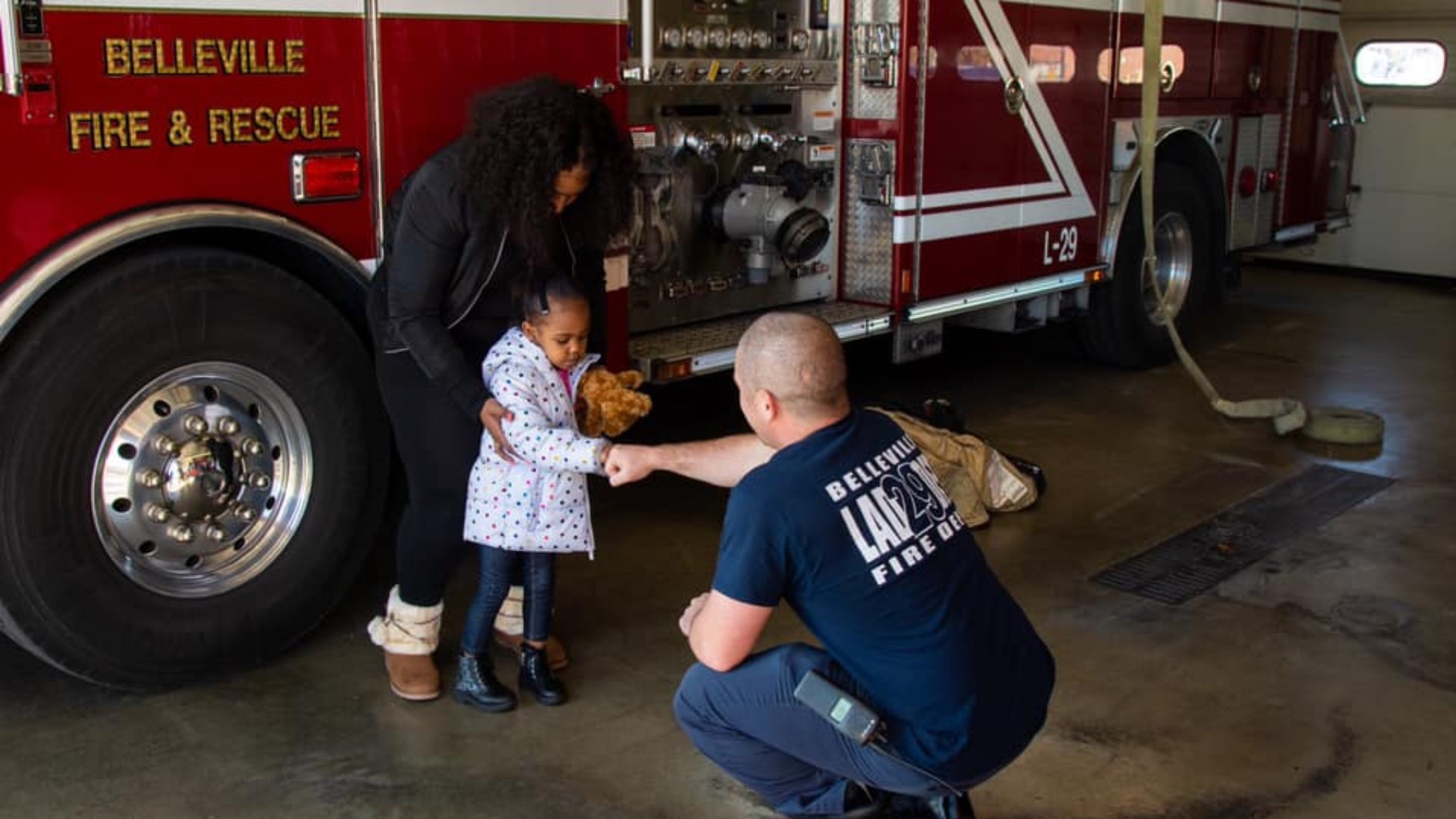 4yearold reunites with Belleville firefighters who saved her
