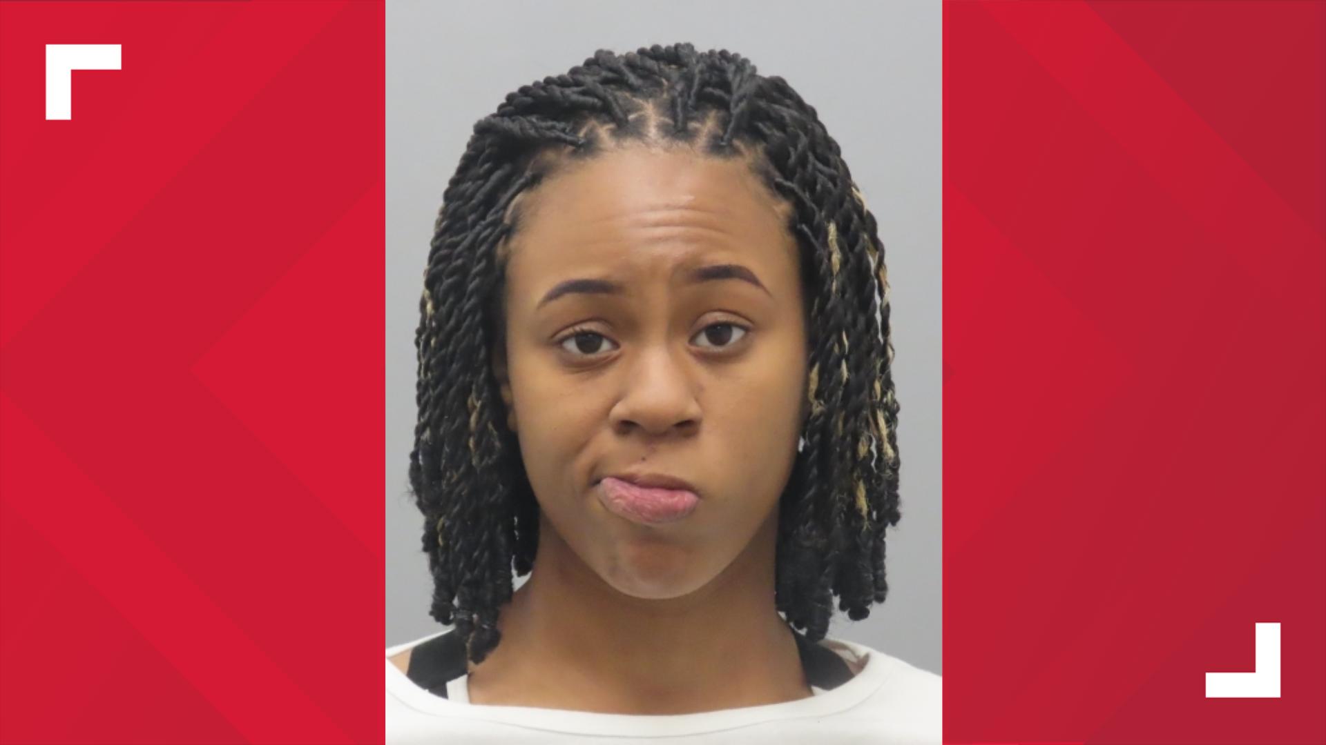 Woman charged with murder in shooting death of Steak 'n Shake employee ...