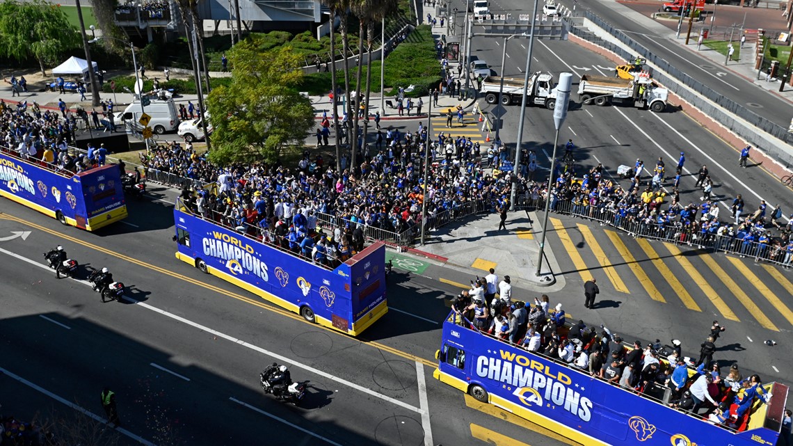 Thousands Descend On Downtown LA For Rams Super Bowl Parade - CBS Los  Angeles