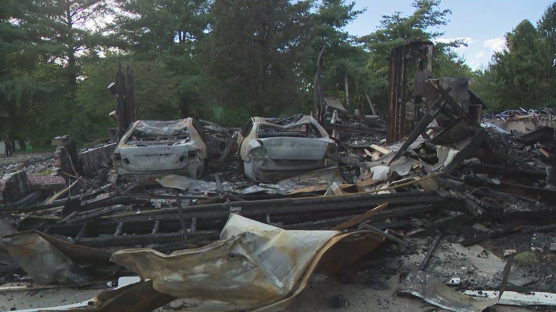 Explosion levels home, damages 20 others in north St. Louis County ...