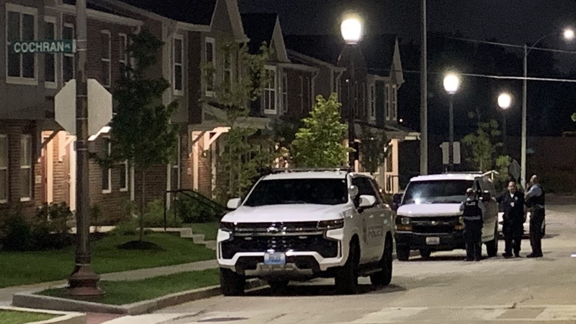 Juvenile shot in hip Wednesday in downtown St. Louis - Vimarsana News