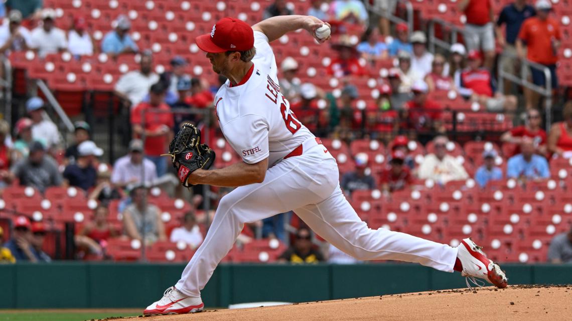 Cardinals' 6-game home win streak ends as Padres avoid sweep