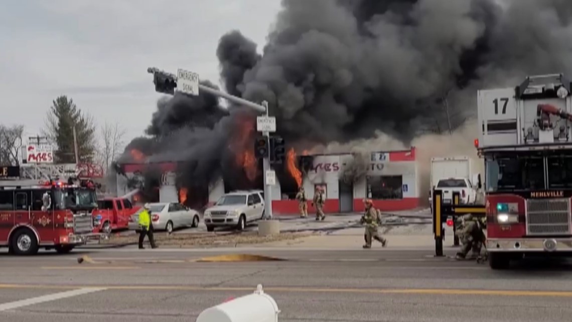 Large fire inside south St. Louis County tire shop - Vimarsana News