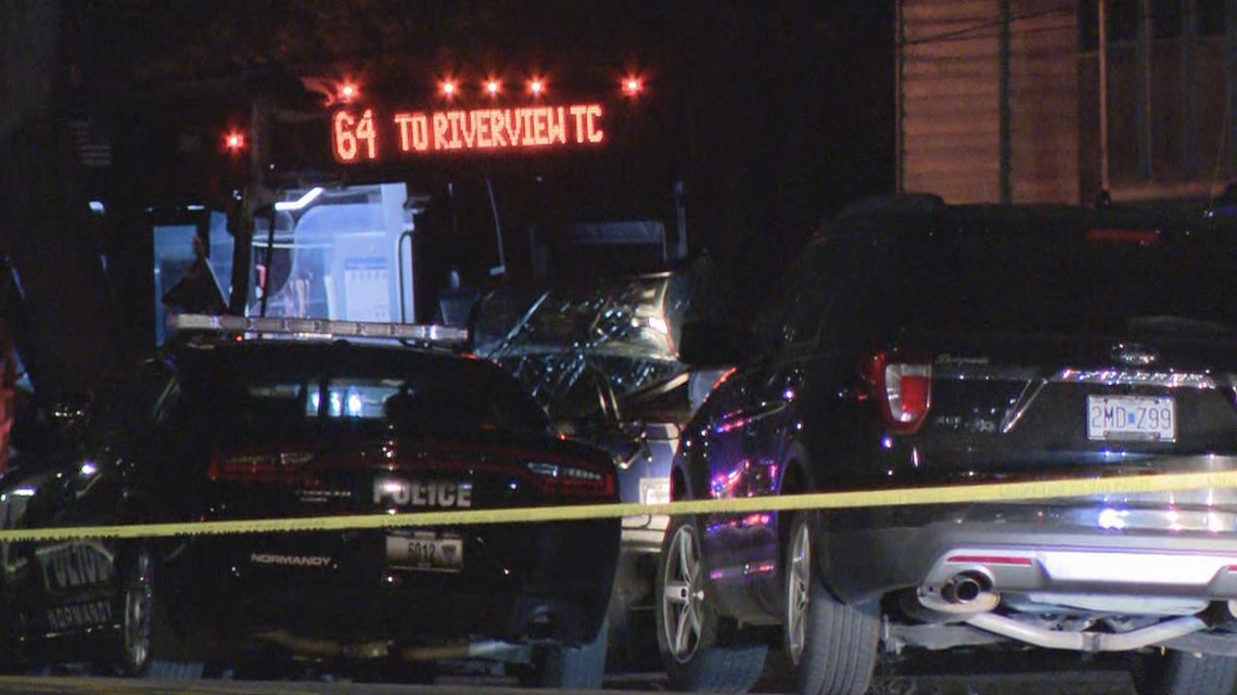 Police investigating crash involving Metro Bus - Vimarsana News