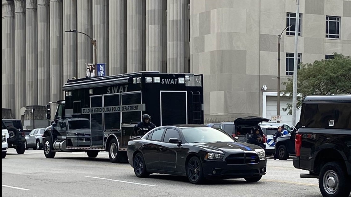 Justice Center inmates charged after guard held hostage - Vimarsana News