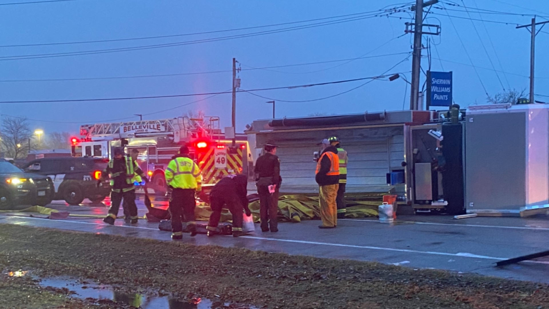 Belleville rollover crash leaves 3 firefighters injured