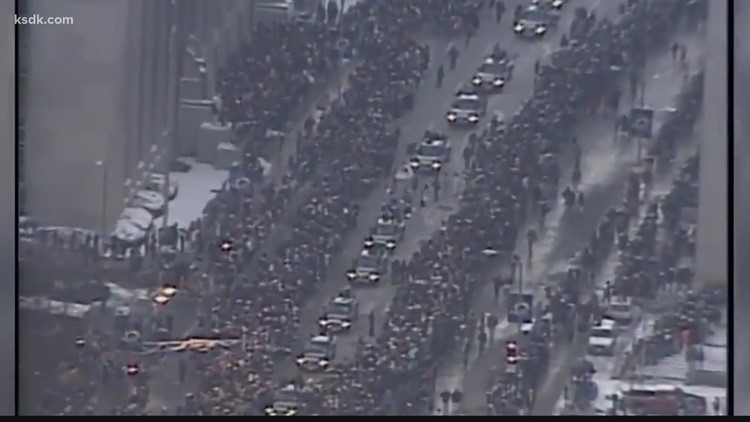 Looking back on the St. Louis Rams' Super Bowl parade of 2000
