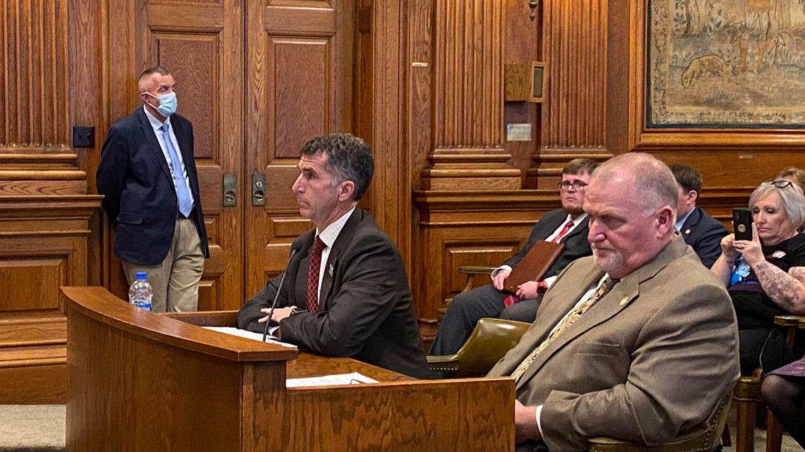 Missouri health director out after conservative blowback - Vimarsana News