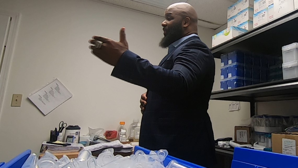 Former NFL player returns to St. Louis to open COVID testing lab