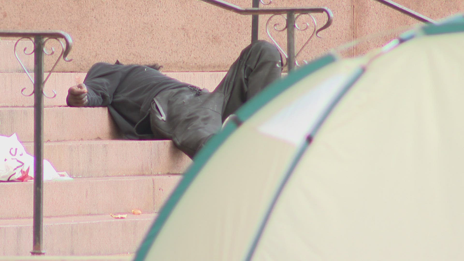 There are more tents popping up outside St. Louis City Hall. Here is what the city is doing about it.