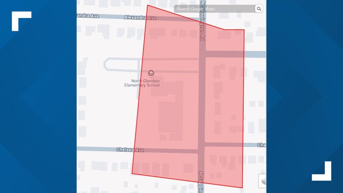 Missouri American Water repairing broken water main in Glendale