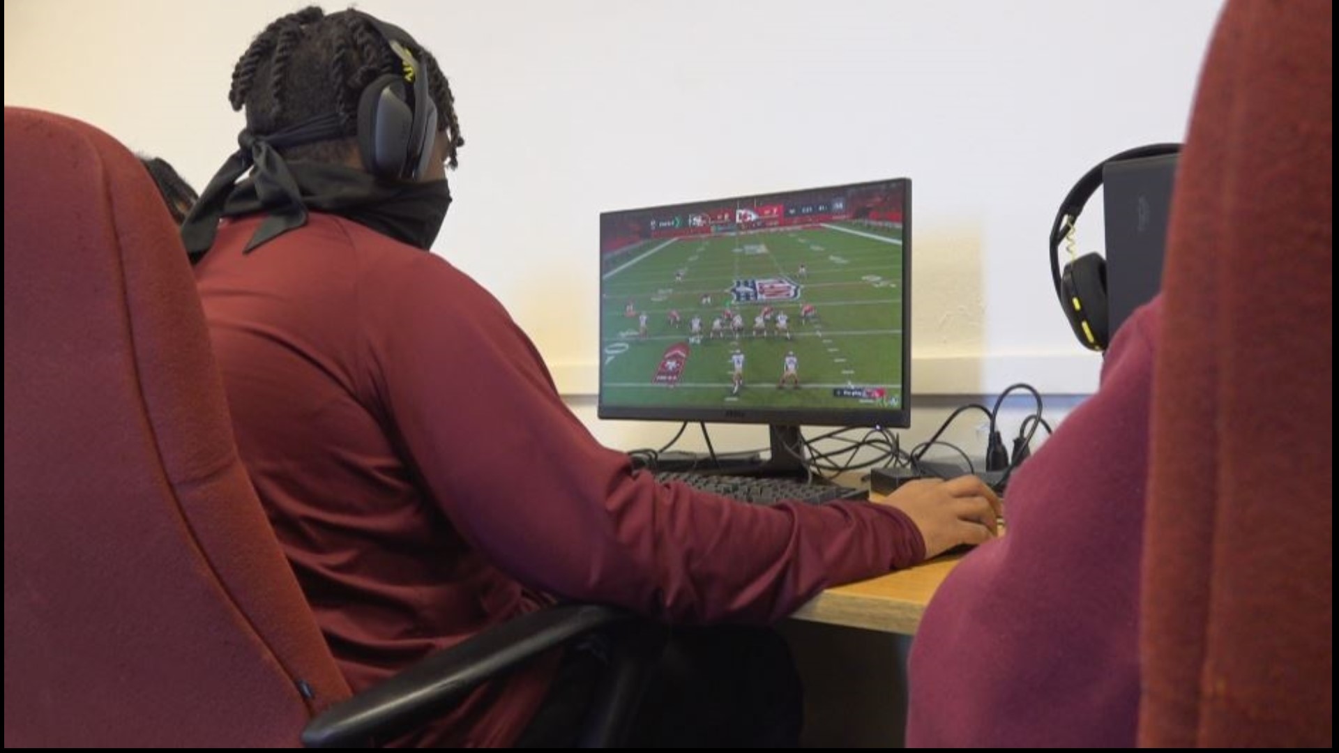 Lutheran North football coach brings first Esports program to North County