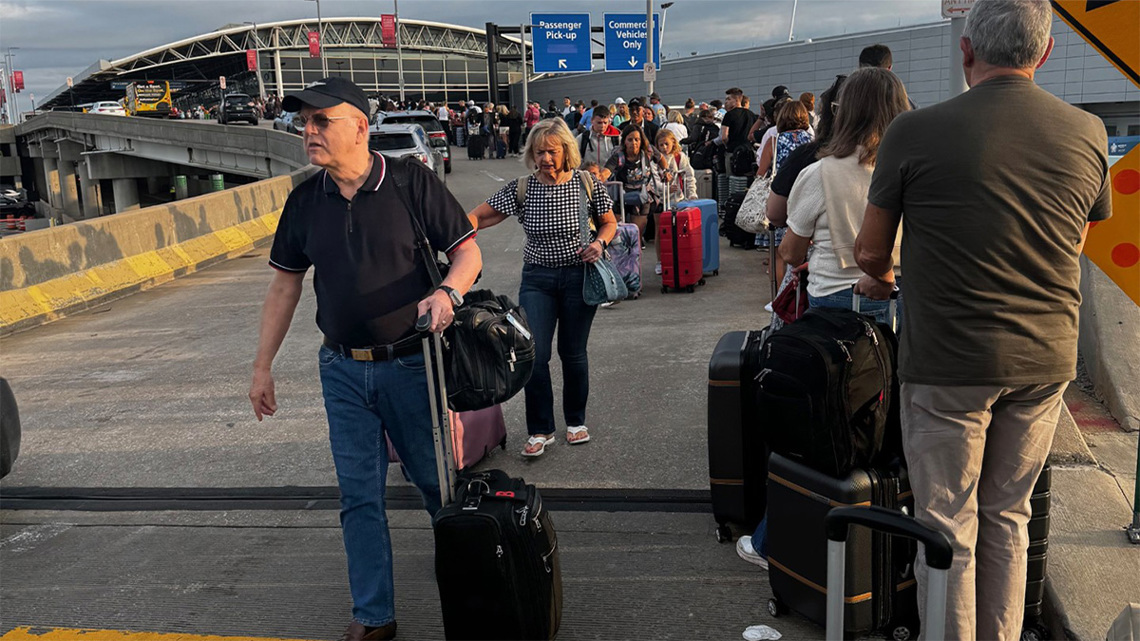 Lengthy strains, neglected flights, frustration at Lambert Terminal 2 Sunday