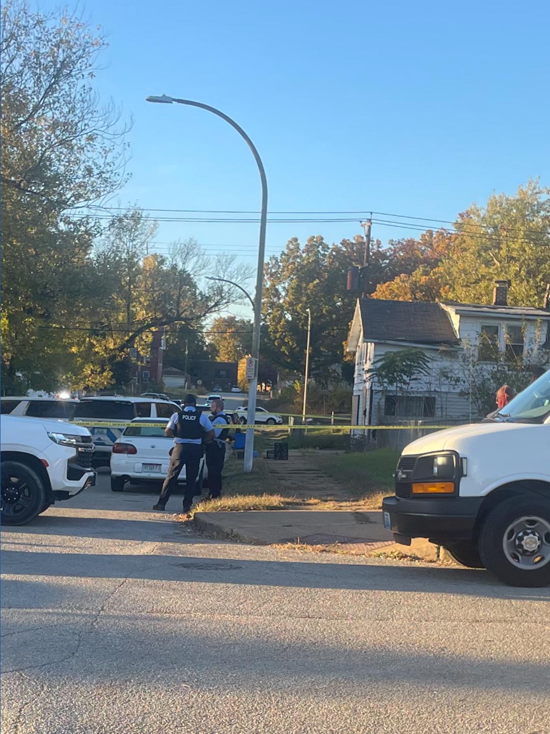 Man dead after shooting in Walnut Park East neighborhood | ksdk.com