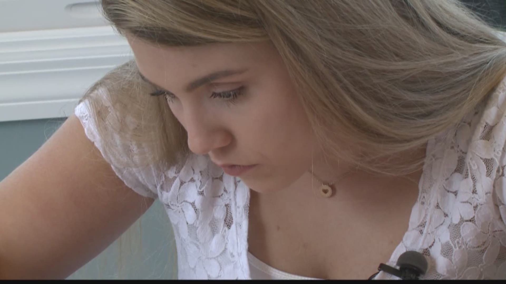Cameron O'Keefe has a rare condition that required brain surgery.  Now she's using her artistic ability to give back to the doctor she says saved her life.