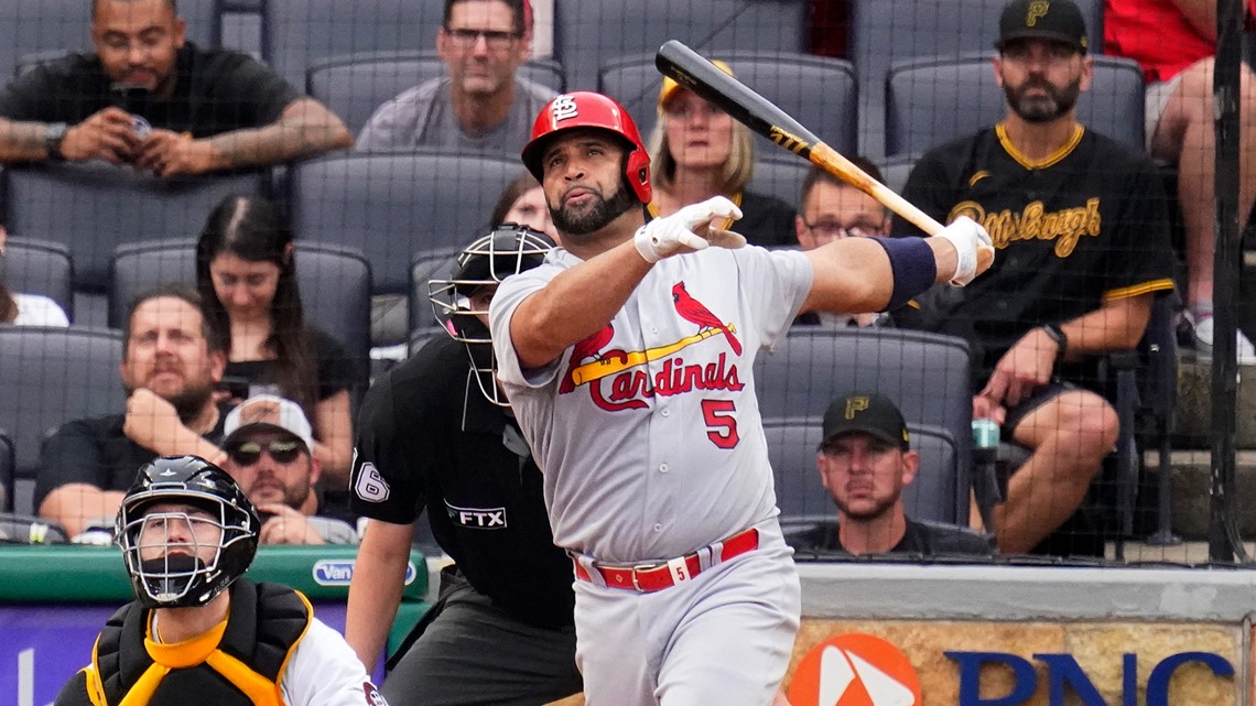 Albert Pujols gets spring hit for Cardinals with wife in brain
