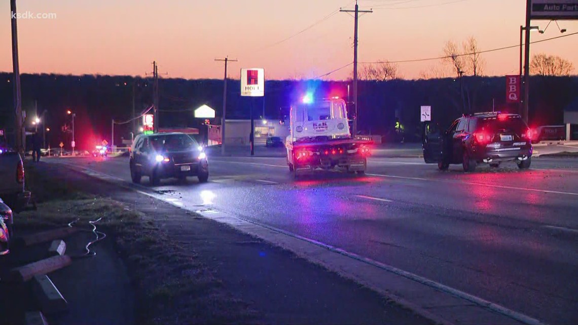 Man, woman killed in Jefferson County crash | ksdk.com