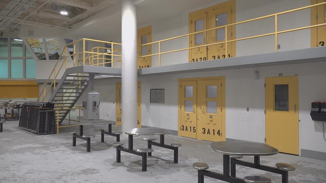 5 dead in City Justice center. Local leader is demanding answers - Vimarsana News