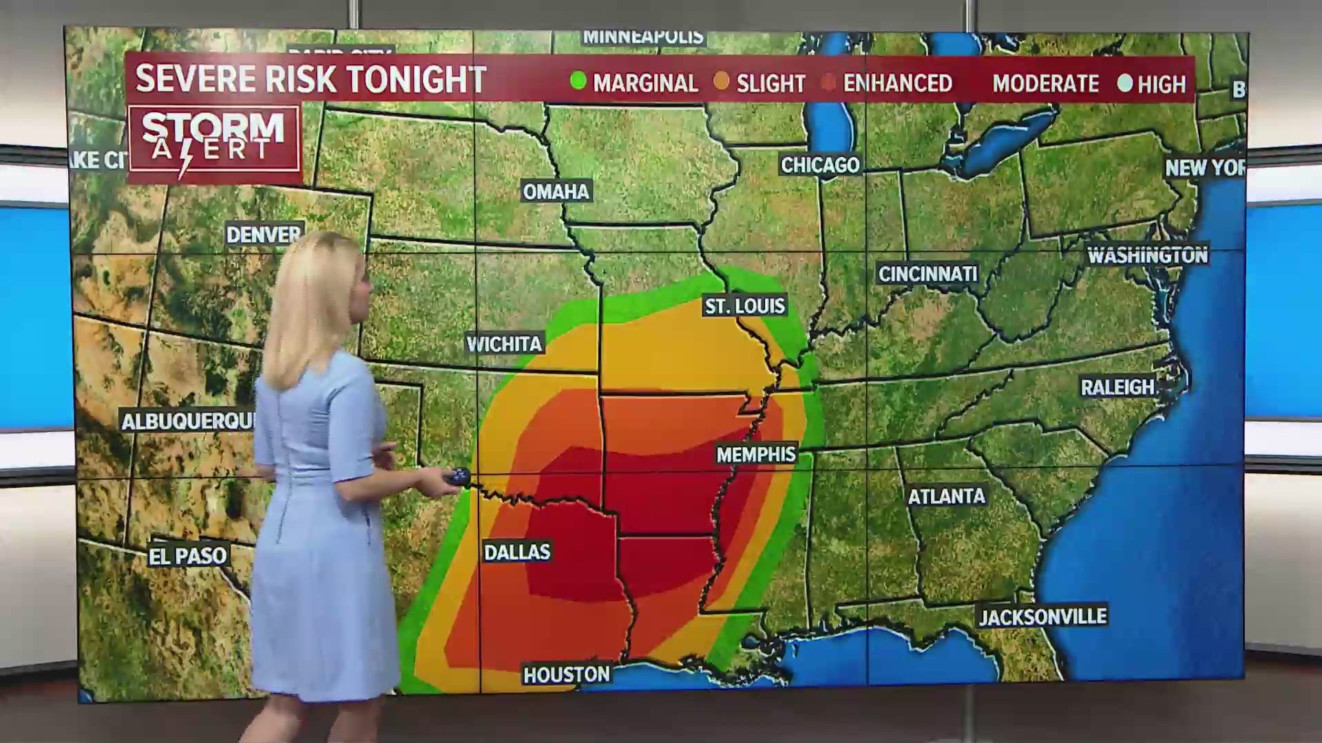 St. Louis weather Tracking severe storms Friday night