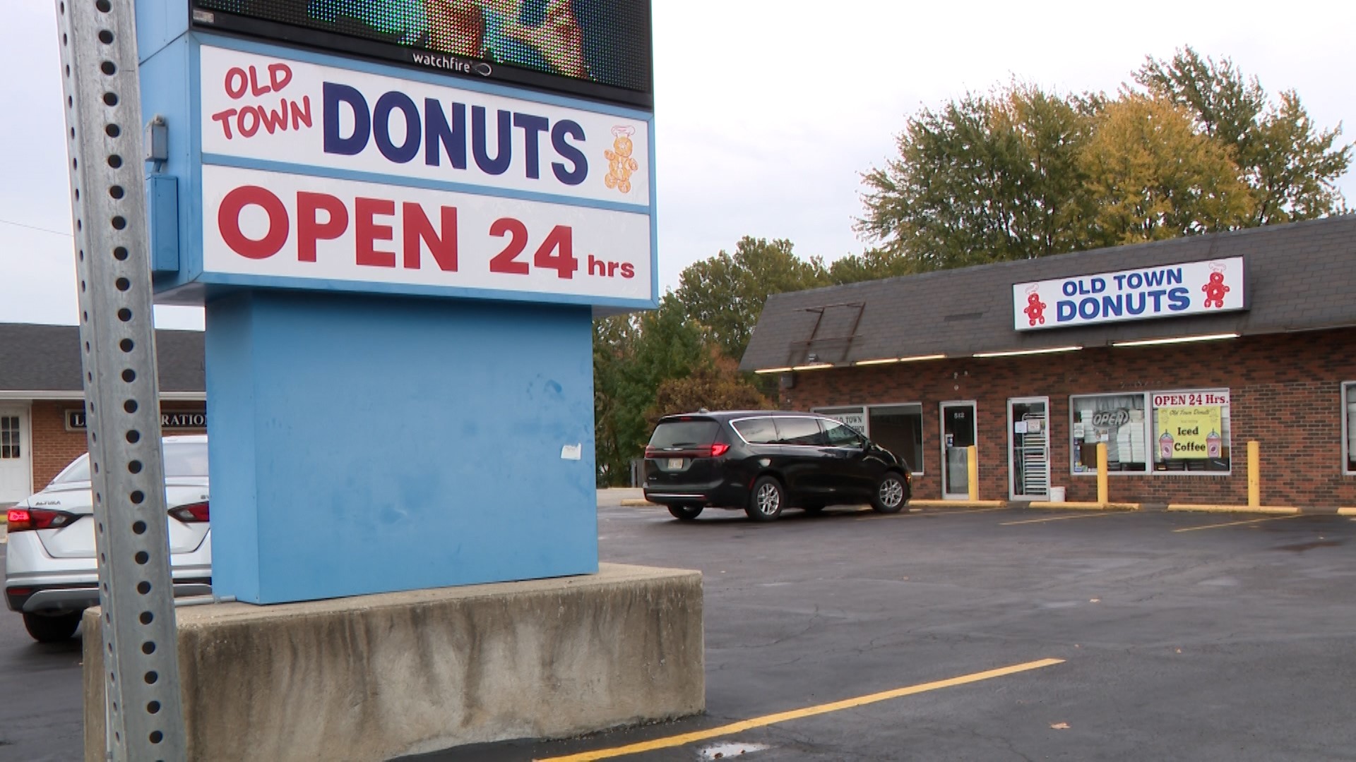 The 30-year revolving door of Old Town Donuts has come to a temporary halt.