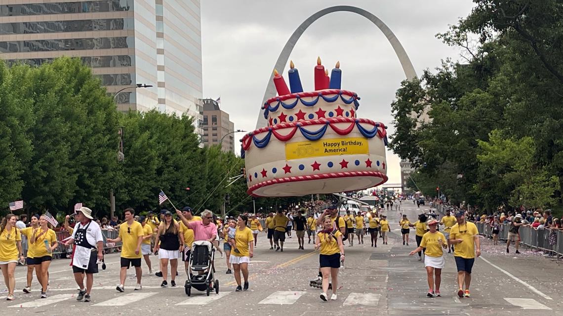 St. Louis celebrates the 139th America's Birthday Parade - Vimarsana News