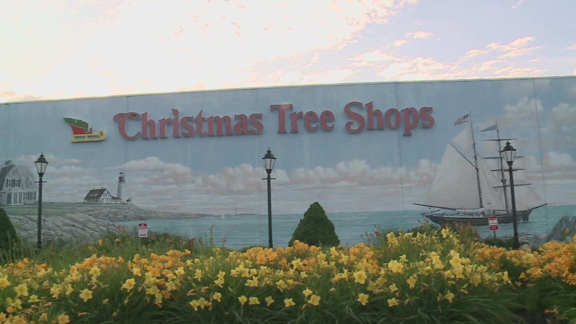 Christmas Tree Shops going out of business Full list of closures