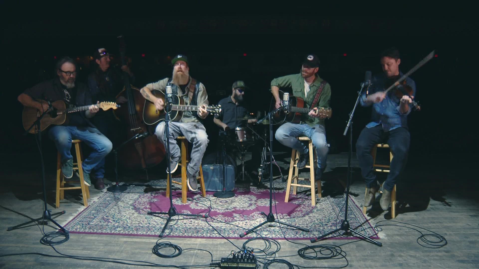 The Maine band performed "Livin on Rock 'N Roll" at the State Theatre.