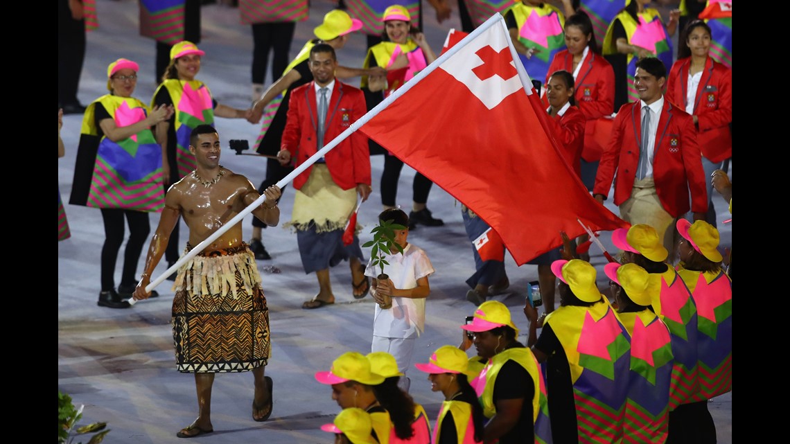 Shirtless Tongan flagbearer qualifies for Winter Olympics