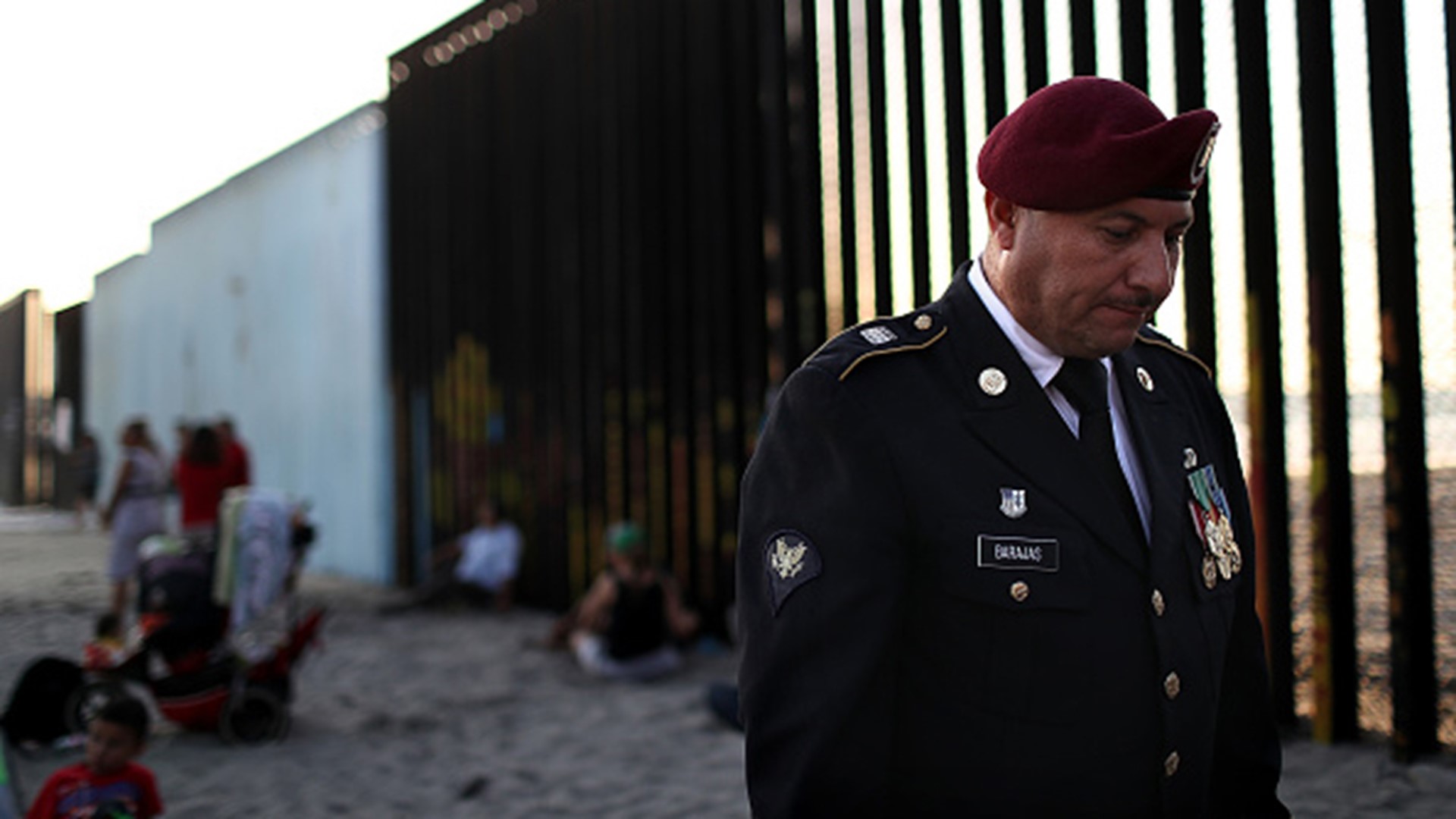 Deported Army veteran wins fight for US citizenship