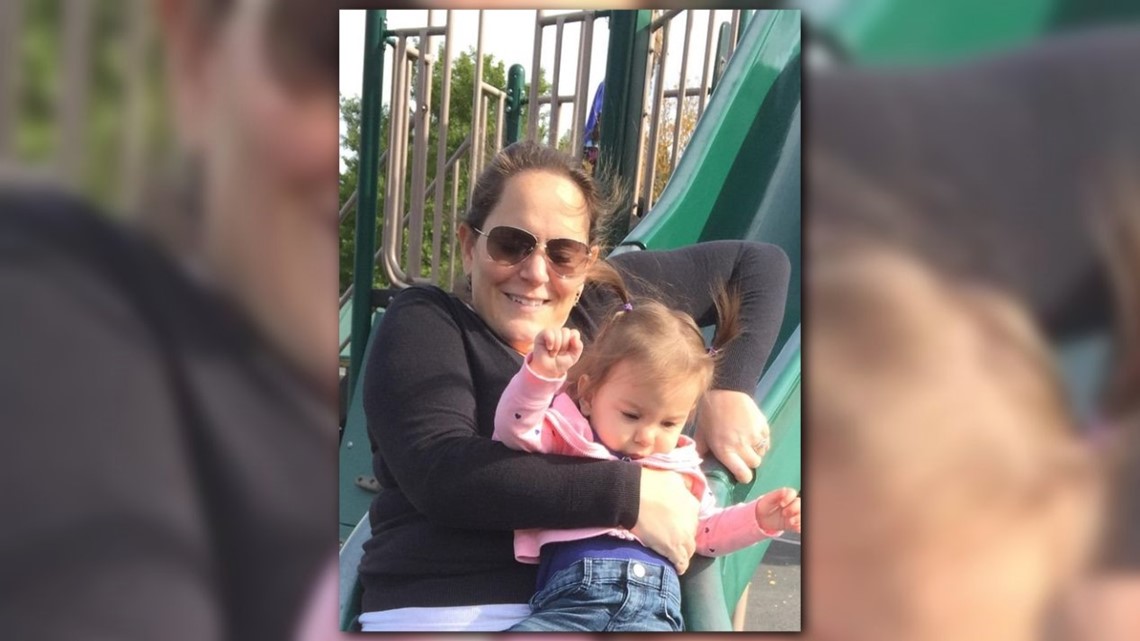 Mom posts graphic photo of baby breaking leg on slide to warn parents ...